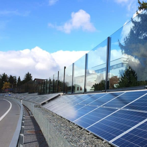 Solarstrom aus Lärmschutzwand