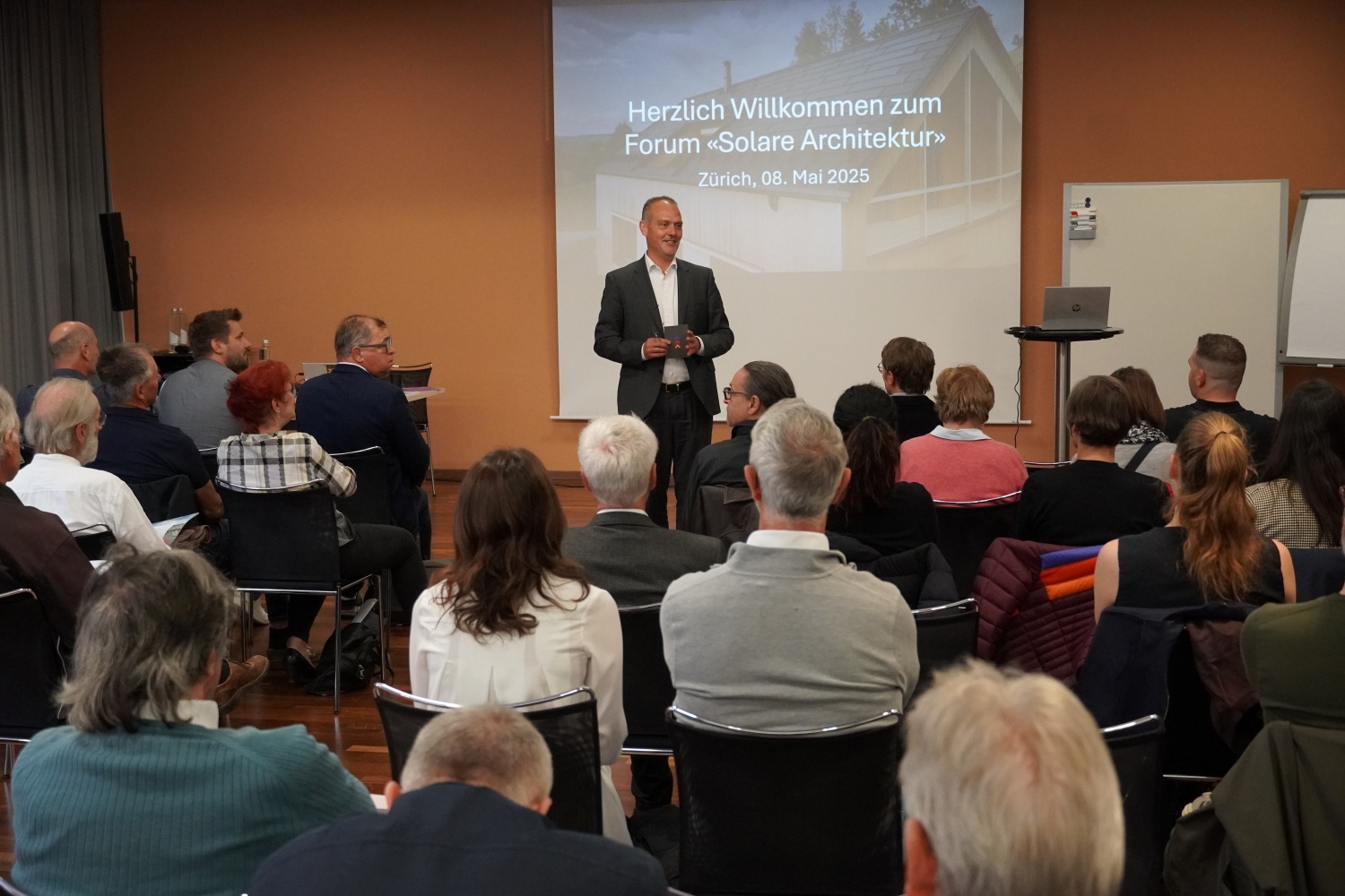 Startschuss zur Forumsreihe «Solare Architektur» in Zürich